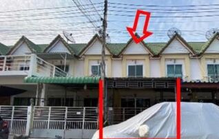 ทรัพย์สถาบันโดย GHB ทาวน์เฮาส์ พรเทพการ์เด้นโฮม 7