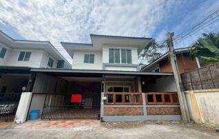 ทรัพย์สถาบันโดย JAM ทาวน์เฮาส์ ปรารถนา พาวิลเลี่ยน (Prathana Pavilion)