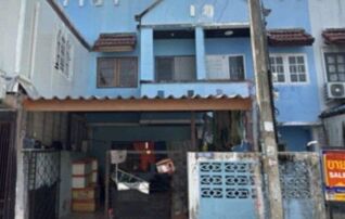 ทรัพย์สถาบันโดย GHB ทาวน์เฮาส์ แสงตะวัน (Baan Saeng Tawan Rangsit Klong 12)