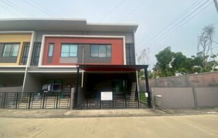 ทรัพย์สถาบันโดย JAM ทาวน์เฮาส์ สิริ เพลส ประชาอุทิศ 90 (Siri Place Prachauthit 90)