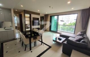 ให้เช่าห้องรีโนเวทใหม่ ทาสีใหม่ wall paper ใหม่ คอนโดใกล้ BTS ช่องนนทรี - เซนต์หลุยส์ The Address Sathorn ดิ แอดเดรส สาทร 2 นอน 2 น้ำ ภายในซอย สาทร 12 : เจ้าของให้เช่าเอง (งดรับนายหน้า)