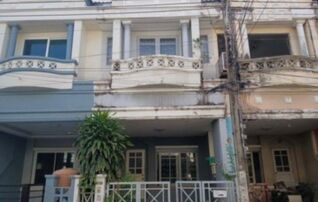 ทรัพย์สถาบันโดย GHB ทาวน์เฮาส์ นันทนาการ์เด้น (Nantana Garden Park Place)