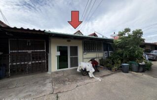 ทรัพย์สถาบันโดย GHB ทาวน์เฮาส์ ภูมิสุขวิลล่า (Chokchai Village 8)