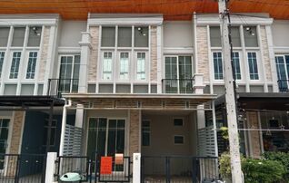 ทรัพย์สถาบันโดย GHB ทาวน์เฮาส์ สายไหม กรุงเทพมหานคร
