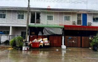 ทรัพย์สถาบันโดย GHB ทาวน์เฮาส์ ทัศนีย์ลาดหลุมแก้ว