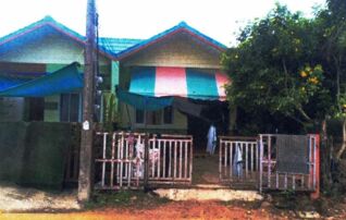 ทรัพย์สถาบันโดย GHB ทาวน์เฮาส์ ซอยถนนชลคราม ซอย 5 ถนนหน้าเมือง 1