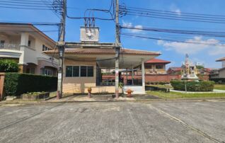 ทรัพย์สถาบันโดย JAM บ้านเดี่ยว บ้านสวยริมธาร 9 (Baan Suay Rimtharn 9 Wongwaen-Ramkhamhaeng)