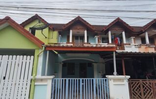 ทรัพย์สถาบันโดย GHB ทาวน์เฮาส์ เมืองระยอง ระยอง