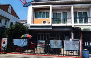ทรัพย์สถาบันโดย GHB ทาวน์เฮาส์ ธัญบุรี ปทุมธานี