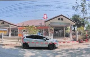 ทรัพย์สถาบันโดย GHB บ้านแฝด ซอยทิศเปีย ถนนสายสุขุมวิท-ปลวกแดง(