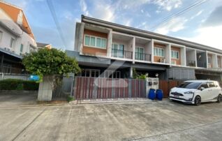 ประกาศขายบ้านซื่อตรง โคซี่ บางบัวทอง-340 หลังริม เจ้าของขายเอง ทาวน์โฮม 2 ชั้น 4 ห้องนอน 3 ห้องน้ำ 1 ห้องครัว : เจ้าของขายเอง (งดรับนายหน้า)