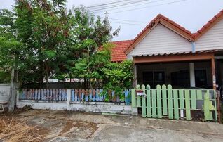 ทรัพย์สถาบันโดย GHB ทาวน์เฮาส์ เมืองระยอง ระยอง