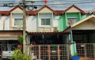 ทรัพย์สถาบันโดย GHB ทาวน์เฮาส์ แดนทอง วิลเลจ สามโคก (Danthong Village Sam Khok)