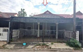 ทรัพย์สถาบันโดย GHB บ้านแฝด ศรีเจริญวิลล่า