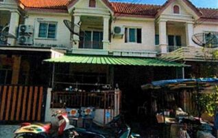 ทรัพย์สถาบันโดย GHB ทาวน์เฮาส์ หมู่บ้านสยามนิเวศน์ 2 (Siam Nivet Village 2)