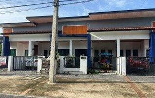 ทรัพย์สถาบันโดย GHB ทาวน์เฮาส์ ถนน?ถนนสายบ้านน้ำน้อย-ท