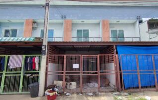 ทรัพย์สถาบันโดย GHB ทาวน์เฮาส์ ฉัตรไพลิน (Chatrapailin Latlumkaew)