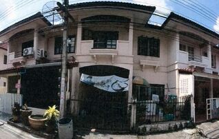 ทรัพย์สถาบันโดย อาคารสงเคราะห์ ทาวน์เฮาส์ ม.พรธิสาร 5