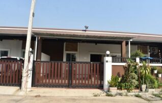 ทรัพย์สถาบันโดย GHB ทาวน์เฮาส์ เดอะทรีโฮม4