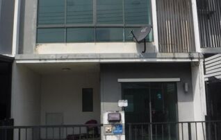 ทรัพย์สถาบันโดย GHB ทาวน์เฮาส์ บางแค กรุงเทพมหานคร