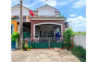 ทรัพย์สถาบันโดย บริษัท บริหารสินทรัพย์สุขุมวิท จำกัด ทาวน์เฮาส์ กษิรา