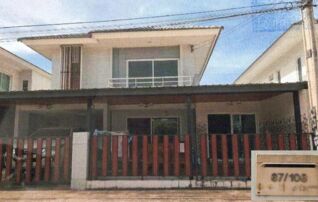 ทรัพย์สถาบันโดย GHB บ้านแฝด เมืองชลบุรี ชลบุรี