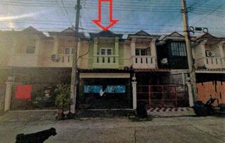 ทรัพย์สถาบันโดย GHB ทาวน์เฮาส์ พุทธชาด