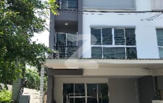 ขายทาวน์เฮาส์ หมู่บ้านลุมพินีทาวว์วิวศรีนครินทร์เเบริ่ง : เจ้าของขายเอง (งดรับนายหน้า)