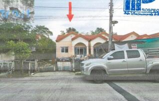 ทรัพย์สถาบันโดย อาคารสงเคราะห์ ทาวน์เฮาส์ บ้านสวนแสนสุข คลอง 29