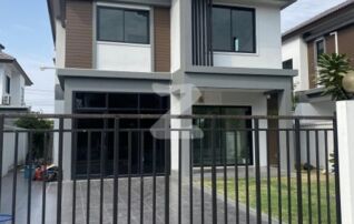 📣 เจ้าของขายบ้านเองค้า!!!!! รายละเอียดค้า 👇🏻👇🏻👇🏻 🏠🏠 หมู่บ้านฟลอเรสต้า นิมิตรใหม่ 40 บ้านเดี่ยว 💵💵 ราคาบ้าน 3,800,000 บาท : เจ้าของขายเอง (งดรับนายหน้า)