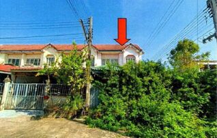ทรัพย์สถาบันโดย GHB ทาวน์เฮาส์ แพรมาพรเพลสคลอง 4