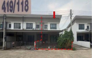 ทรัพย์สถาบันโดย GHB ทาวน์เฮาส์ hill hut saraburi