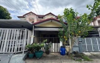 ทรัพย์สถาบันโดย GHB ทาวน์เฮาส์ แพรมาพรเพลส