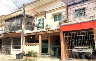 ทรัพย์สถาบันโดย KASIKORNBANK ทาวน์เฮาส์ เพชรทวี