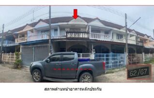 ทรัพย์สถาบันโดย GHB ทาวน์เฮาส์ หมู่บ้านสุขสมบูรณ์