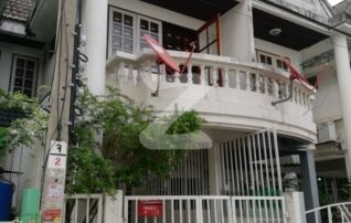 ให้เช่าทาวน์เฮาส์ หมู่บ้านพรบดินทร์ : เจ้าของให้เช่าเอง (งดรับนายหน้า) 