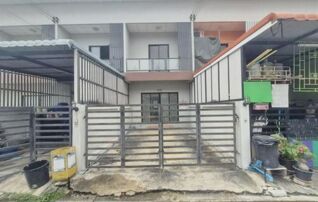 ทรัพย์สถาบันโดย GHB ทาวน์เฮาส์ ฉัตรไพลิน ลาดหลุมแก้ว (Chatrapailin Latlumkaew)