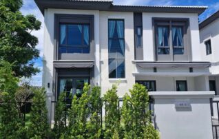 บ้านให้เช่า! แกรนด์พลีโน่ สุขุมวิท–บางนา บ้านใหม่สไตล์โมเดิร์น พร้อมสวนส่วนตัว 72 ตรว : เจ้าของให้เช่าเอง (งดรับนายหน้า)