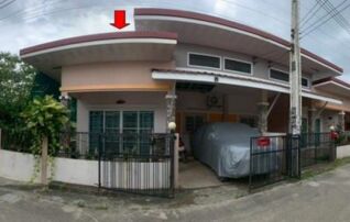 ทรัพย์สถาบันโดย GHB ทาวน์เฮาส์ จิดาภาวิลเลจ