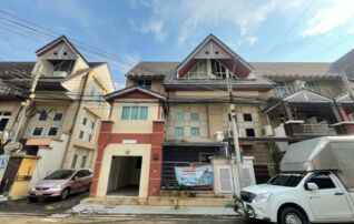 ทรัพย์สถาบันโดย JAM ทาวน์เฮาส์ เมอริท เพลส ลาดพร้าว 87 (Merit Place Ladprao 87)