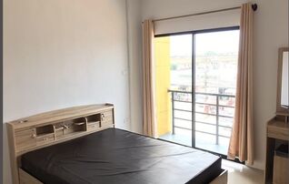 ห้องพักบ้านกล้วย-ไทรน้อย