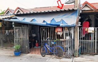 ทรัพย์สถาบันโดย GHB ทาวน์เฮาส์ ก่อเกียรติ์