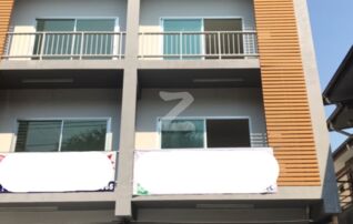 ขายตึกแถว-อาคารพาณิชย์ 3 ชั้น 4 นอน 4 น้ำ ตกแต่งพร้อมอยู่ ขายพร้อมคนเช่า สัญญา 3 ปี ถนนเทพารักษ์ สันติธรรม จังหวัดเชียงใหม่ เจ้าของขายเอง : เจ้าของขายเอง
