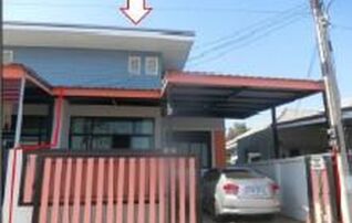 ทรัพย์สถาบันโดย GHB บ้านแฝด ซอยเขตอุตสาหกรรมสุรนารี ถนนสายนครราชสีมา-โชคชัย