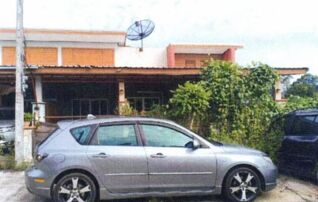 ทรัพย์สถาบันโดย GHB ทาวน์เฮาส์ บ้านในเมืองใหม่