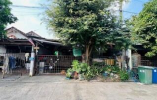 ทรัพย์สถาบันโดย ธอส. บ้านแฝด พรธิสาร 4