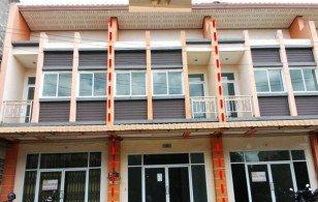 ทรัพย์สถาบันโดย GHB ทาวน์เฮาส์ ถนนกาญจนวนิช (ทล.4)