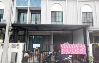 ทรัพย์สถาบันโดย GHB ทาวน์เฮาส์ ชีวาโฮมกรุงเทพฯ-ปทุมธานี (Chewa Home Krungthep-Pathum)