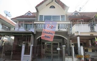 ทรัพย์สถาบันโดย GHB ทาวน์เฮาส์ ลาดกระบัง กรุงเทพมหานคร