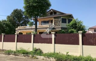 📣 ขายบ้านเดี่ยวหลังใหญ่บนทำเลทอง หมู่บ้าน "ชวนชื่นกรีนวิลล์ พุทธมณฑลสาย 2" หลังมุม 🏡⛲️ 🔥 ราคา 25 ล้านบาท (เจ้าของขายเอง ต่อรองได้)🔥 : เจ้าของขายเอง (งดรับนายหน้า)